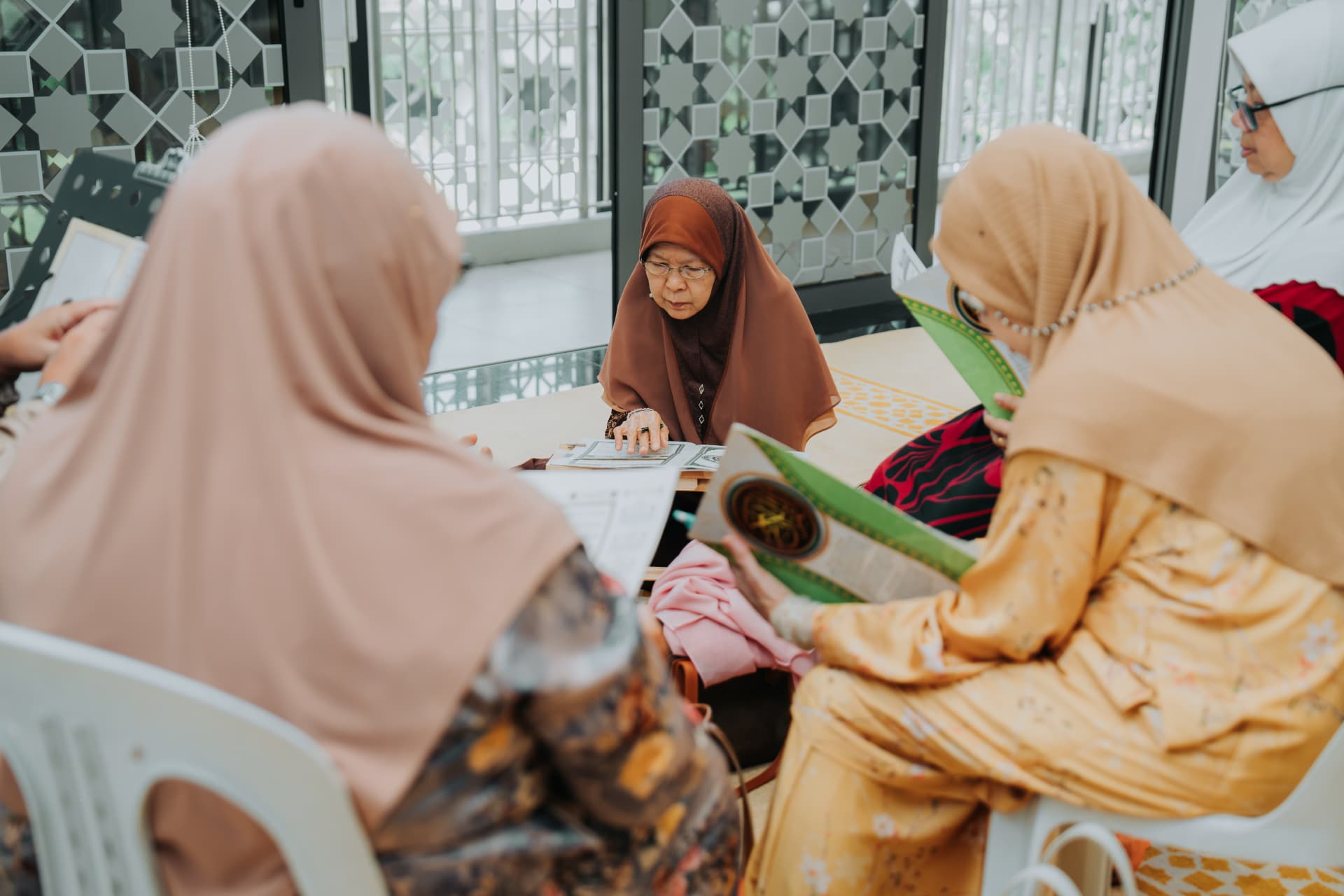 Kelas Fardhu Ain Dewasa (Adult Beginners)